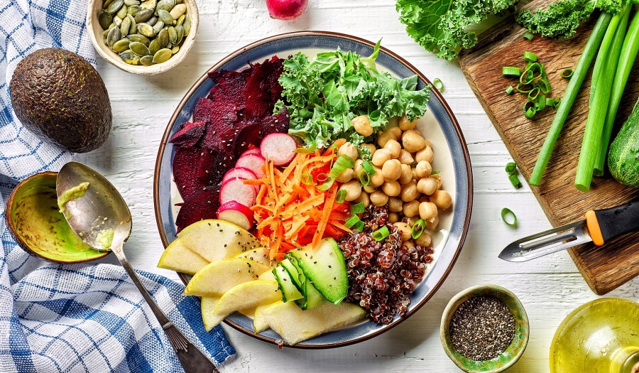 Como preparar um prato colorido e nutritivo seguindo as dicas da nutricionista