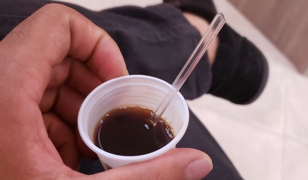 Café no Copo de Plástico: Um Perigo Oculto em Cada Gole!