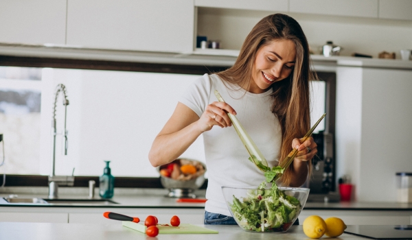 COMO OS SUPLEMENTOS EM CONJUNTO COM UMA ALIMENTAÇÃO ADEQUADA PODEM TRATAR E PREVENIR DOENÇAS CRÔNICAS NÃO TRANSMISSÍVEIS (DCNTS)?