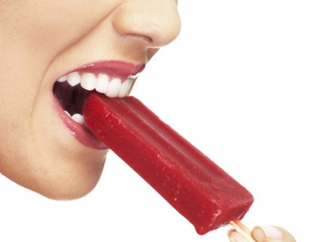 8 alimentos que estimulam a sensibilidade nos dentes