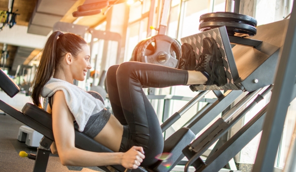 Leg press 45°, benefícios e como executar corretamente