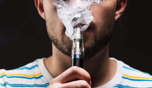 Os cigarros eletrônicos impactam o rendimento do seu treino?