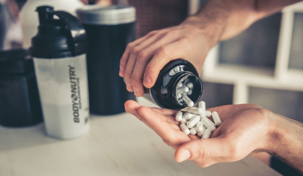 Tomar BCAA antes ou depois do treino? Qual o melhor horário?